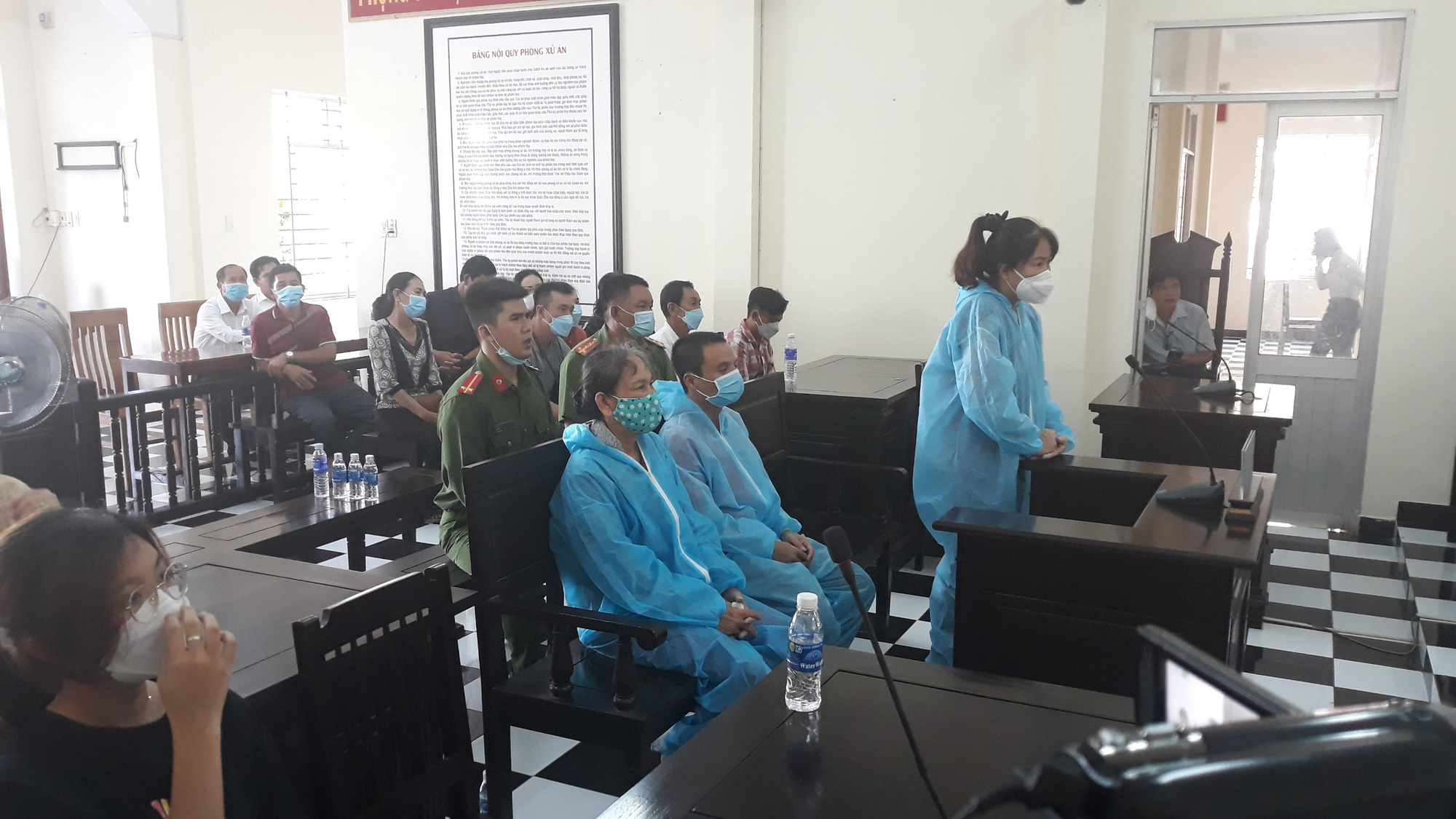 Trả hồ sơ điều tra bổ sung vụ án vợ thượng tá biên phòng buôn lậu