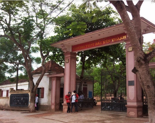 Sử dụng điện thoại trong lớp, nam sinh lớp 10 bị thầy giáo tát thủng màng nhĩ