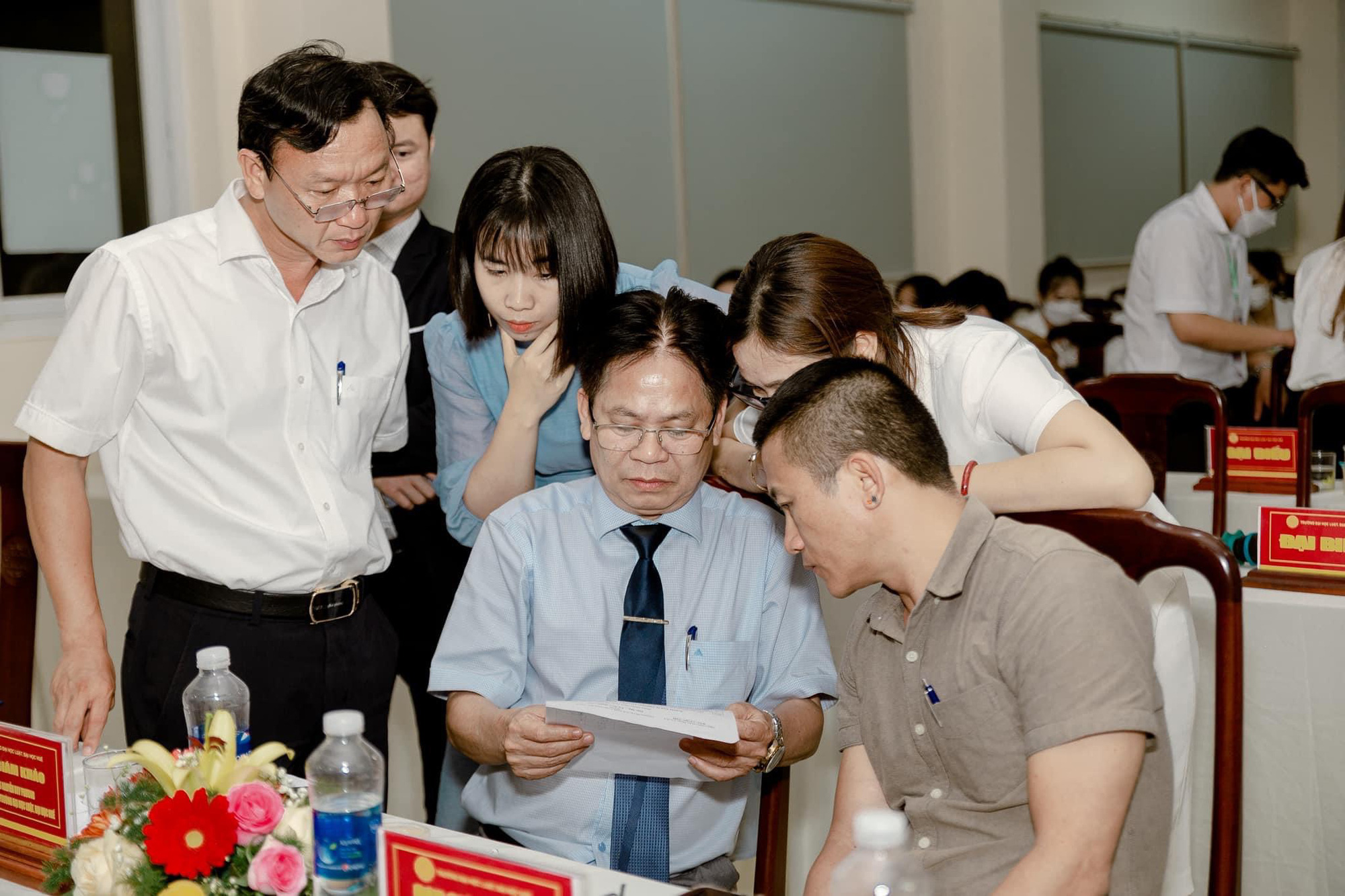 Trường ĐH Luật – ĐH Huế: Sôi động với cuộc thi khởi nghiệp đổi mới sáng tạo - Ảnh 2.