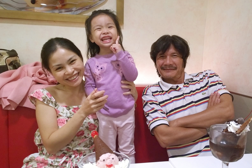 NSƯT Công Ninh tiết lộ cách "táo bạo" giúp "cưa đổ" vợ trẻ kém 21 tuổi