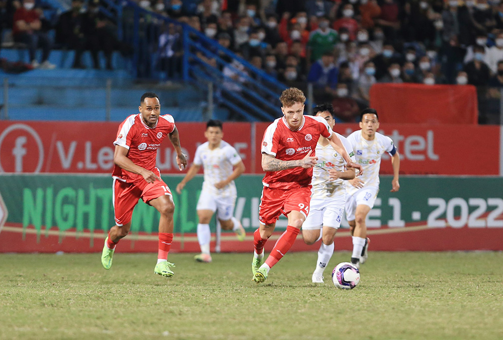 H&agrave; Nội FC hạ chủ nh&agrave; Viettel trong ng&agrave;y chia tay Quang Hải - Ảnh 1.
