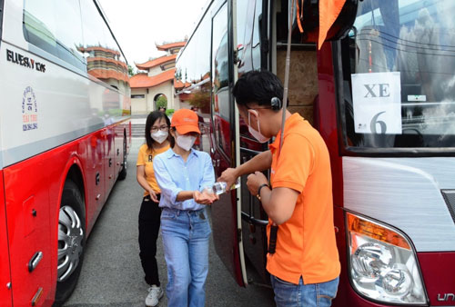 Sôi động thị trường tuyển dụng lao động