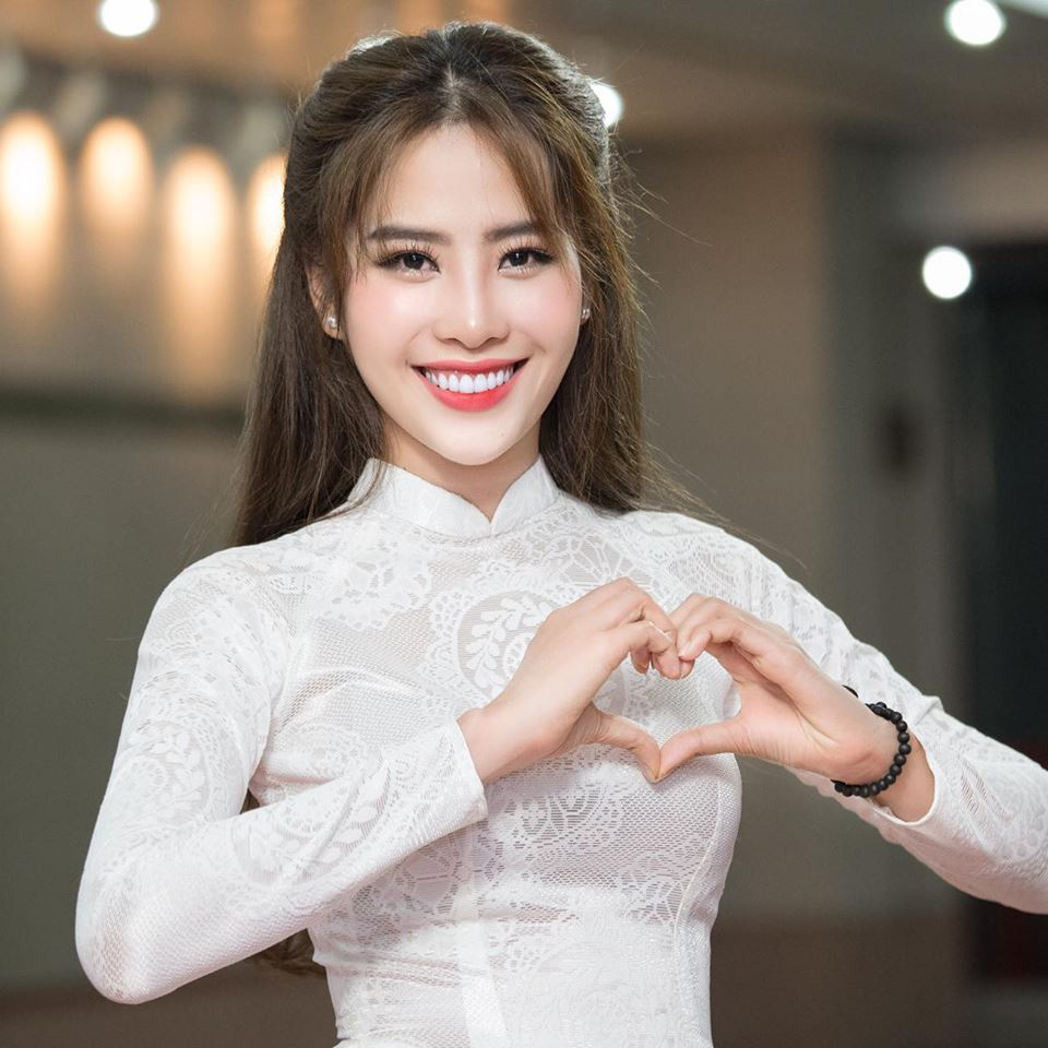 Nam Em xin lỗi vì hát "chui"