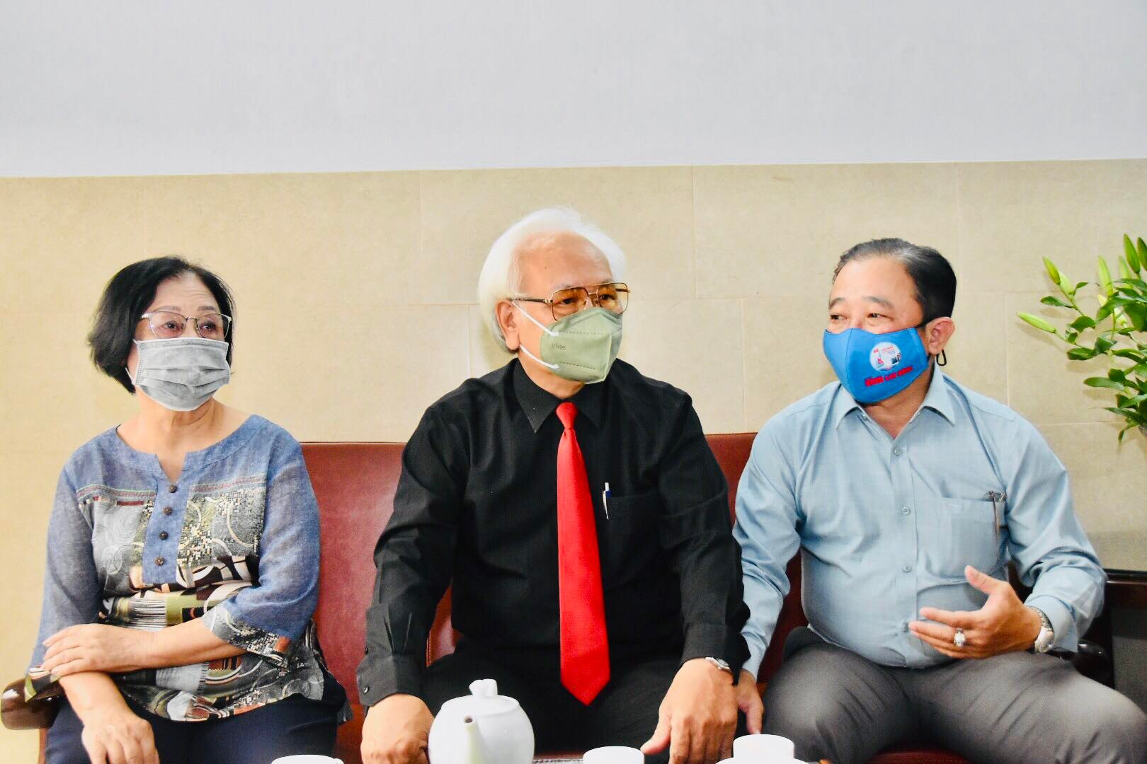 Chương tr&igrave;nh Mai V&agrave;ng nh&acirc;n &aacute;i thăm nhạc sĩ Trần Xu&acirc;n Tiến - Ảnh 5.