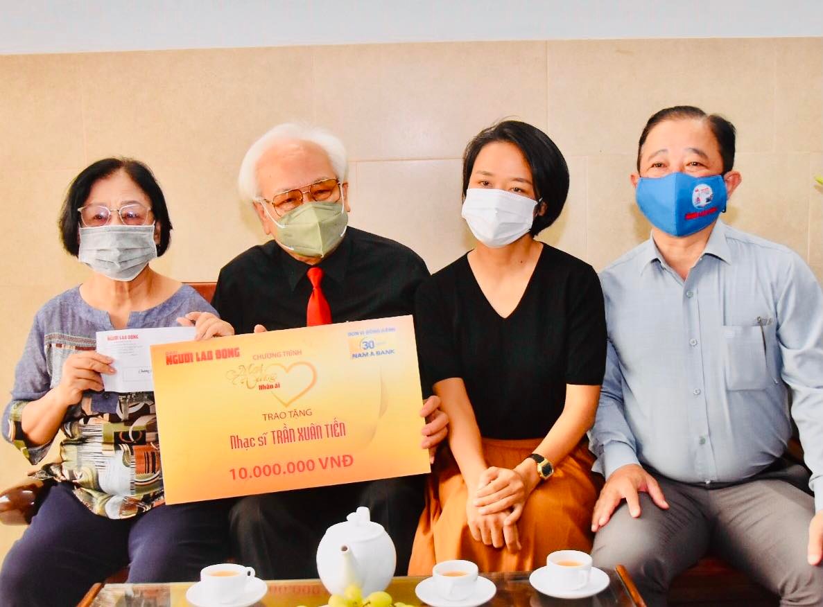 Chương trình "Mai Vàng nhân ái" thăm nhạc sĩ Trần Xuân Tiến