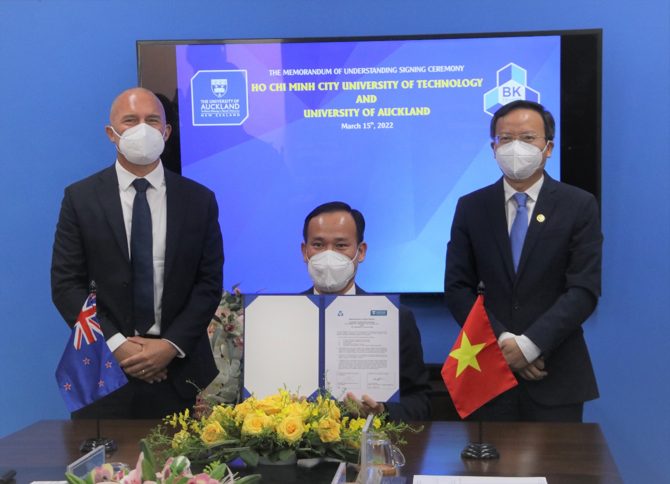 Đại học Auckland ký thỏa thuận hợp tác lâu dài với Đại học Bách Khoa TP HCM (HCMUT)