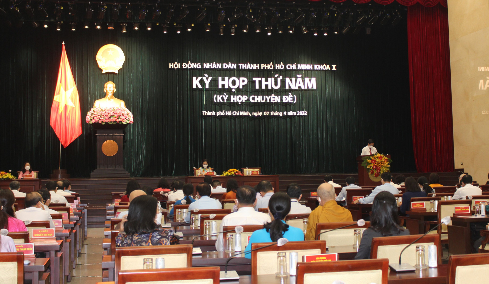 Kỳ họp HĐND TP HCM đang diễn ra, bàn những nội dung quan trọng