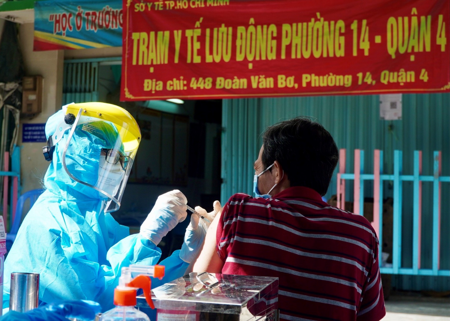 Dịch Covid-19 hôm nay: Thêm 39.334 ca nhiễm, TP HCM giảm sâu chỉ 443 F0