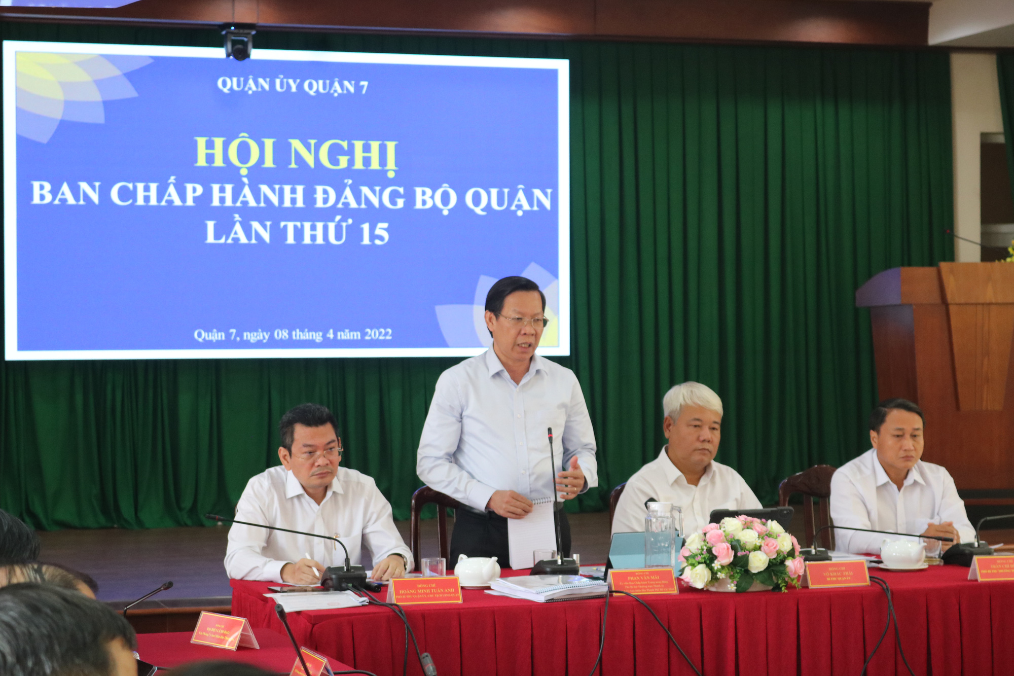 Quận 7 phải đi đầu trong xóa sổ nhà trên, ven kênh rạch