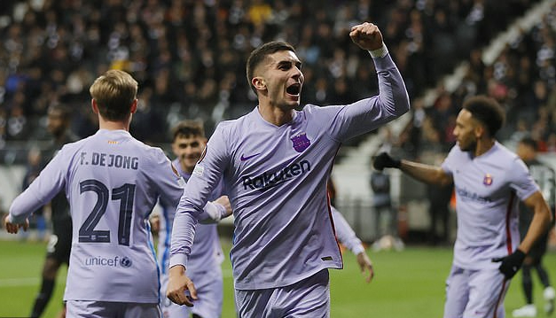 Tân binh lập công, Barcelona thoát hiểm ở Europa League