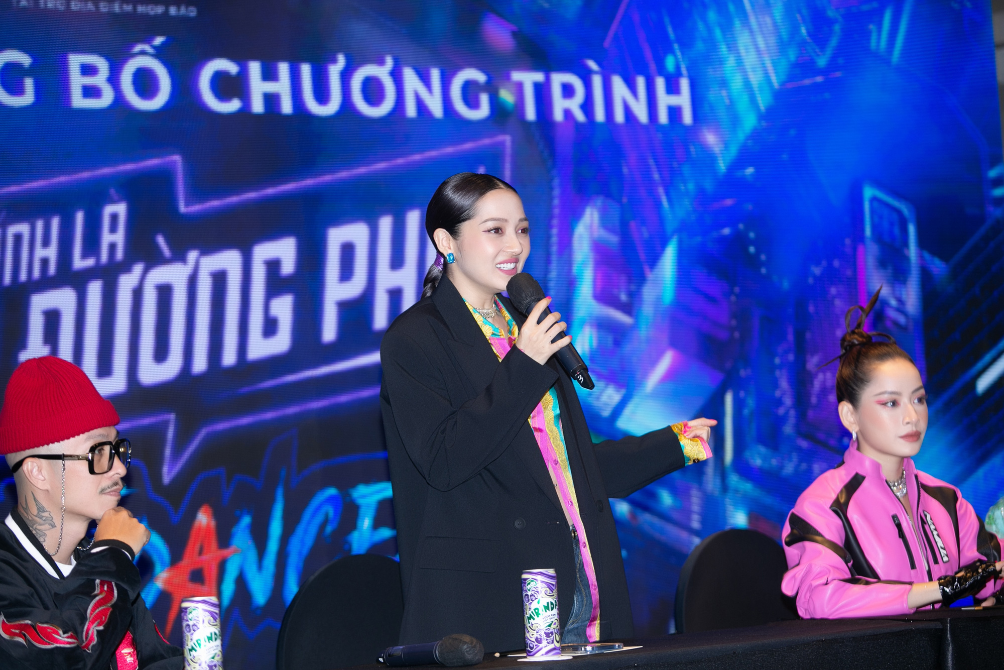 Bảo Anh thẳng thắn trả lời "tin đồn" nhảy yếu mà làm giám khảo