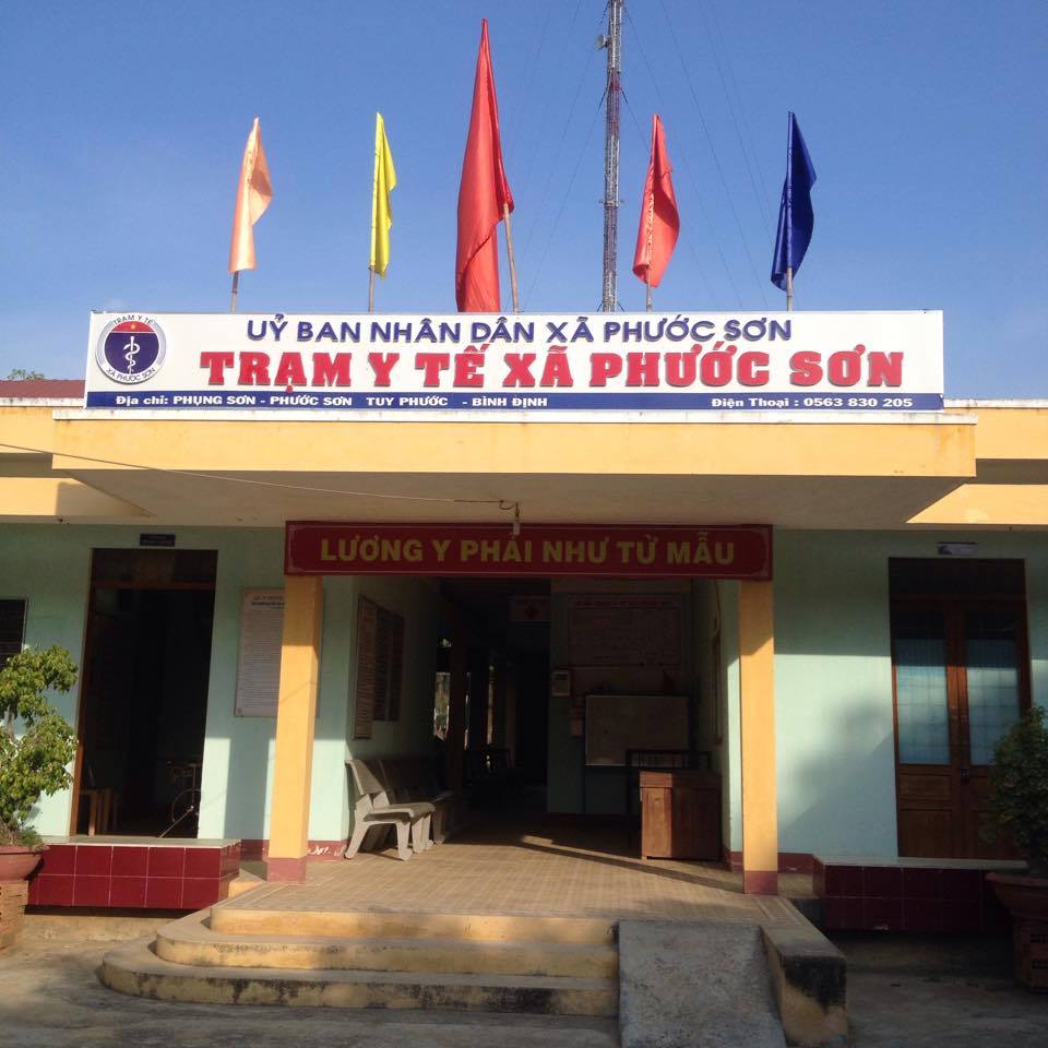Đang nằm trực đêm, bảo vệ trạm y tế bất ngờ bị tấn công cướp ví da