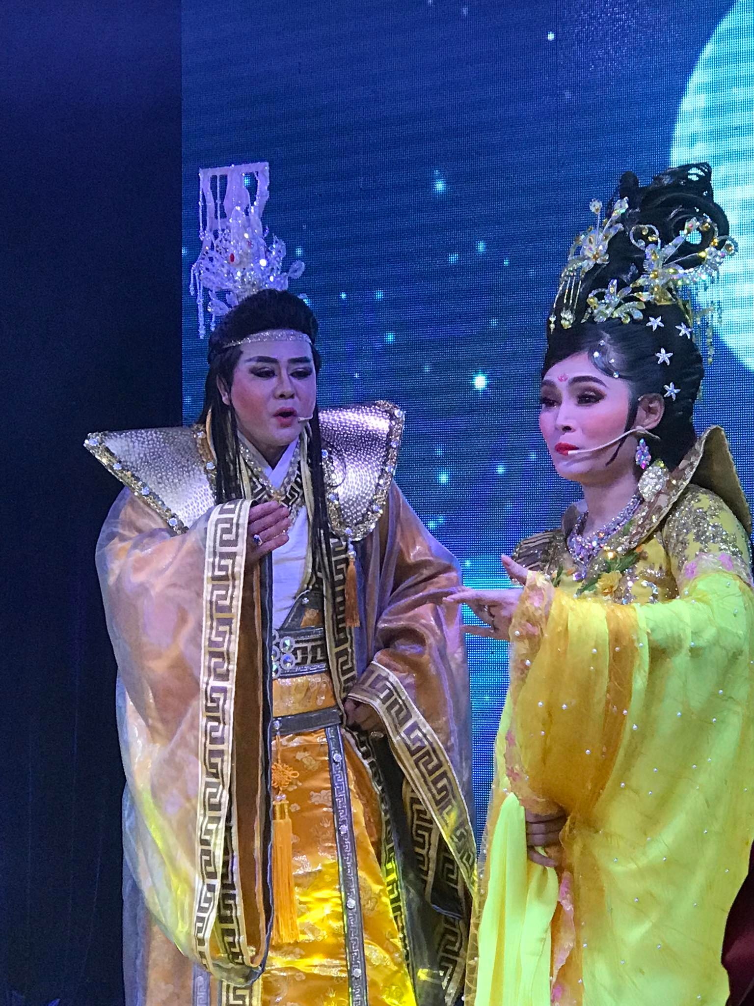 S&acirc;n khấu Sen Việt tạo dấu ấn đẹp với chương tr&igrave;nh Hương sắc phương Nam - Ảnh 5.