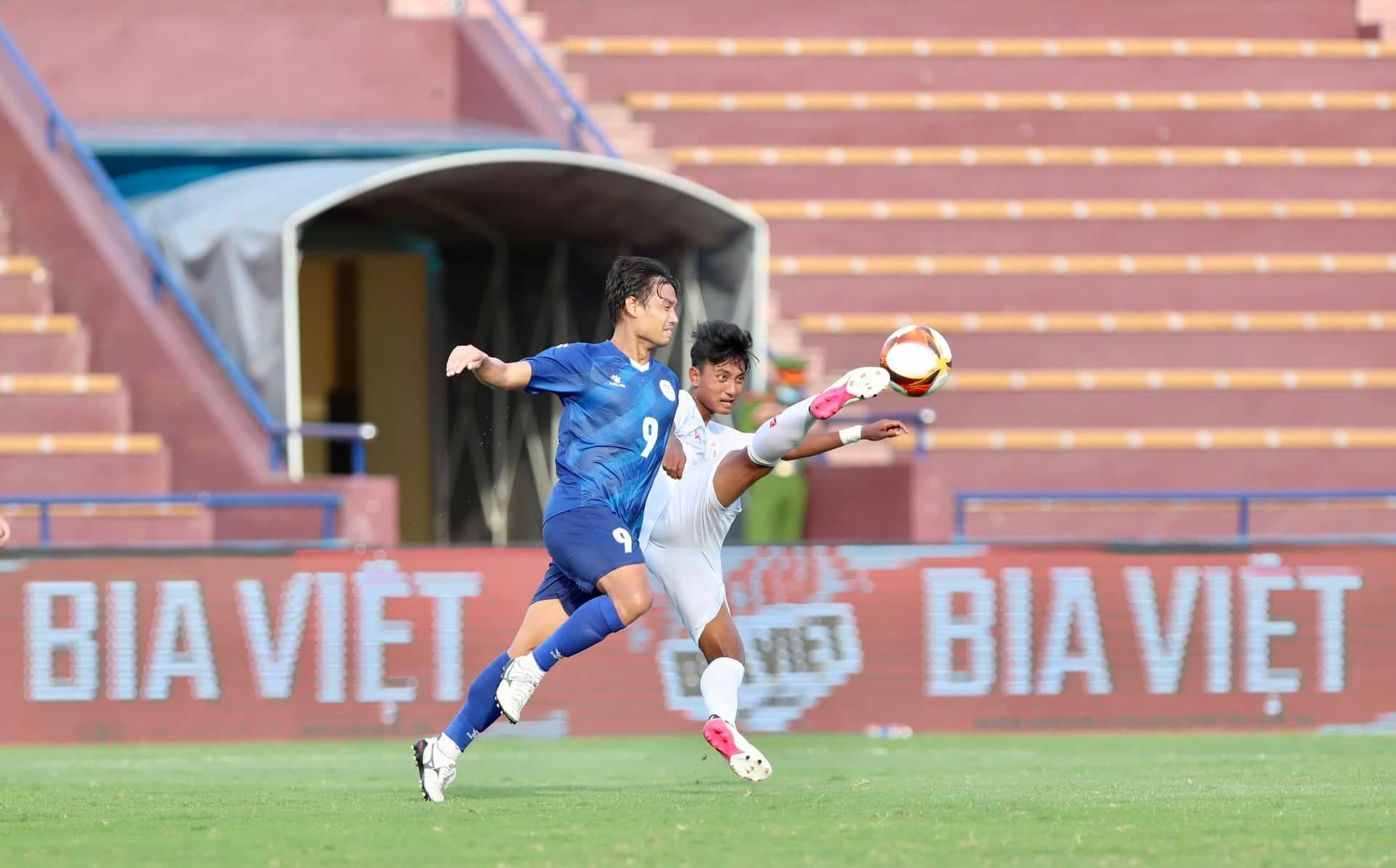 U23 Myanmar vươn l&ecirc;n đầu bảng A, Việt Nam xếp thứ ba - Ảnh 1.