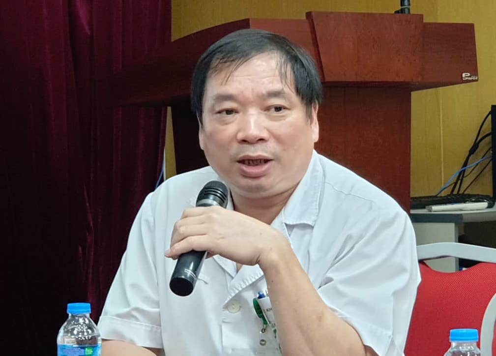 Nhiều người đi khám bệnh vì thức thâu đêm sau mắc Covid-19, - Ảnh 2.