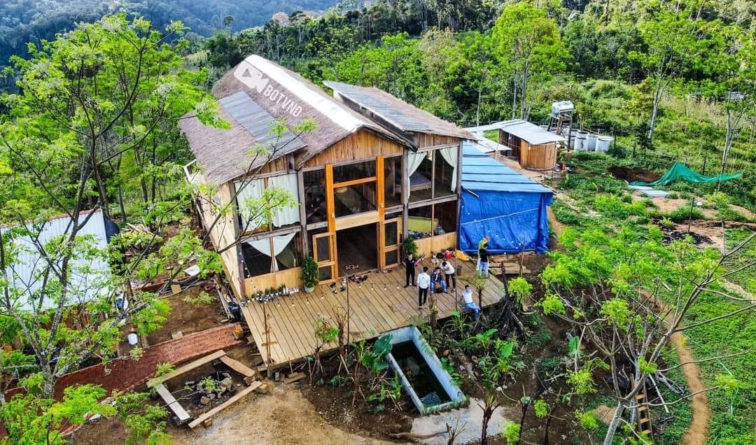 Vụ farmstay tính tiền giá “trên trời”: Núp bóng nông trại dược liệu để kinh doanh du lịch - Ảnh 2.