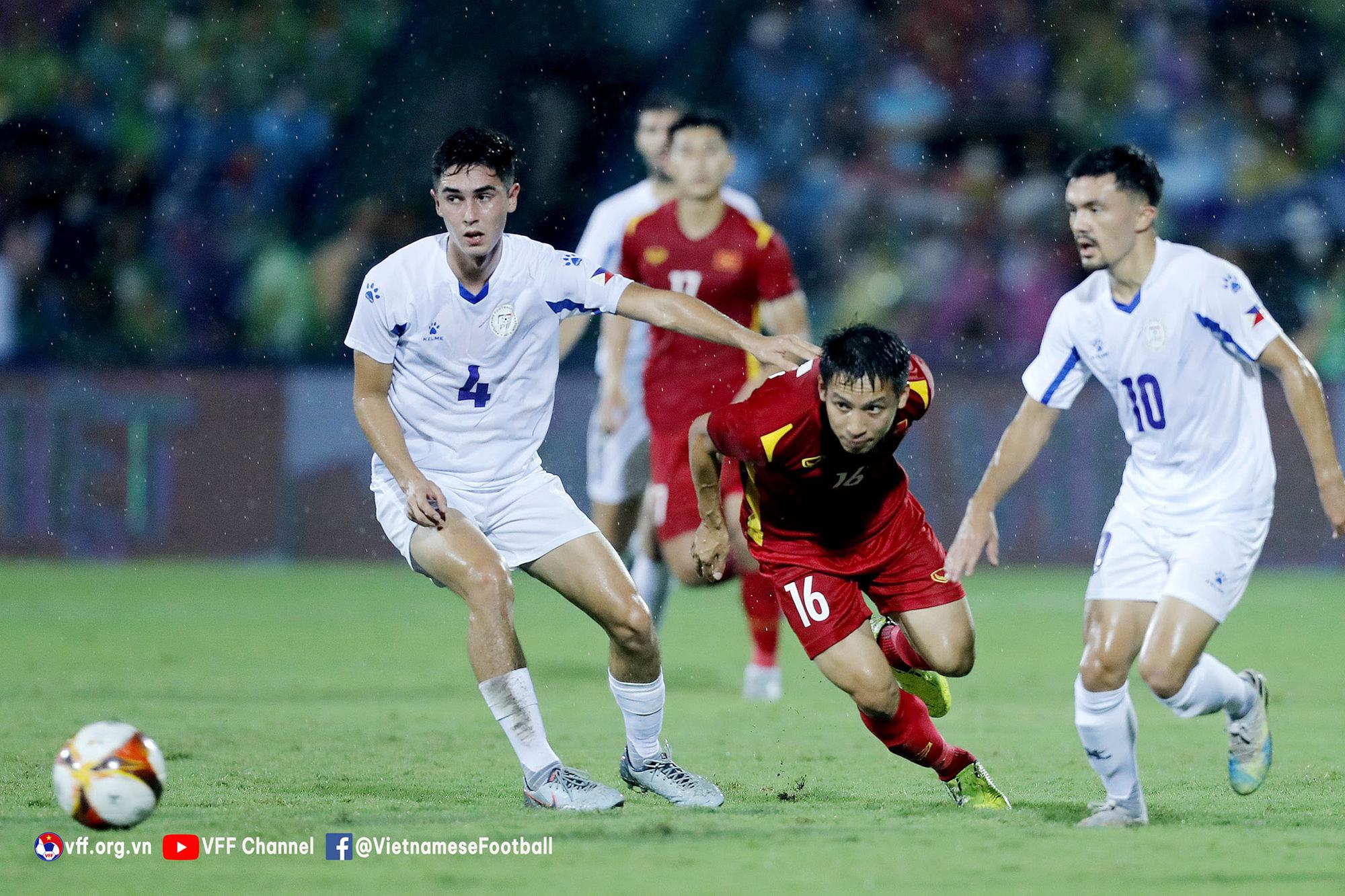 Soi kèo bảng A: U23 Việt Nam "tọa sơn quan hổ đấu" tranh ngôi đầu bảng
