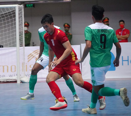 Tuyển futsal Việt Nam vất vả cầm h&ograve;a Indonesia - Ảnh 1.
