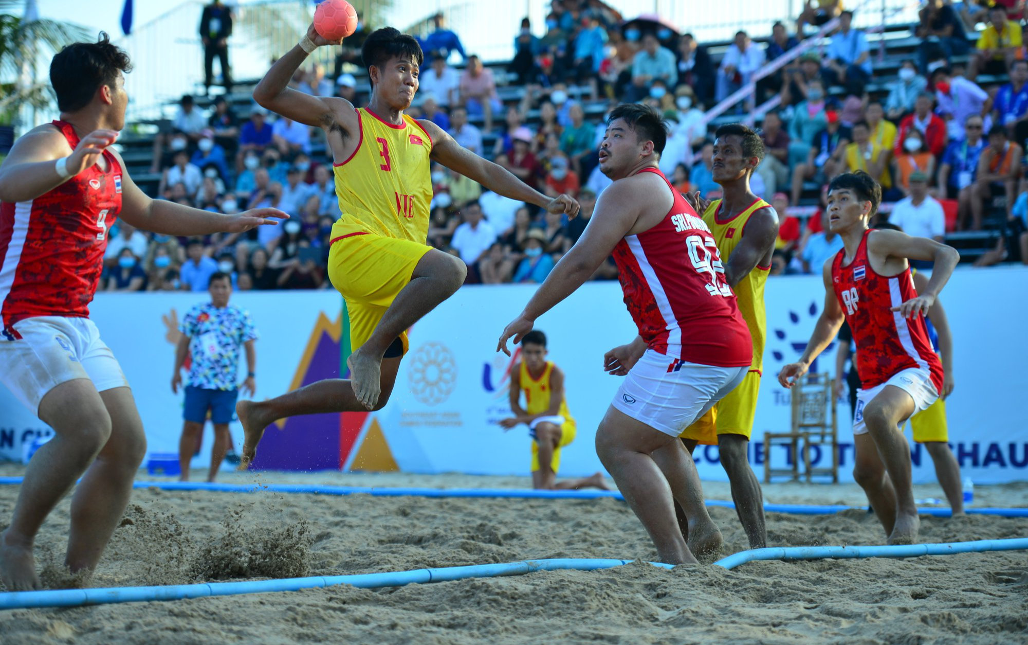 SEA Games 31 ng&agrave;y 11-5: Đo&agrave;n TTVN c&oacute; tấm HCV thứ 10 - Ảnh 1.