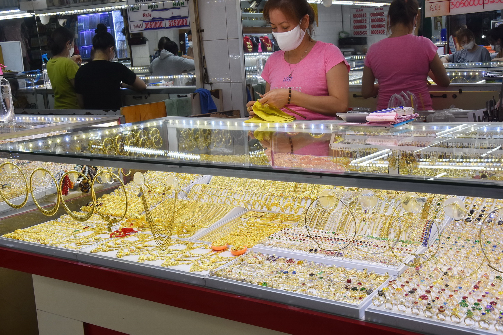 Gi&aacute; v&agrave;ng h&ocirc;m nay 12-5: Đảo chiều lao l&ecirc;n khi lạm ph&aacute;t tại Mỹ leo thang - Ảnh 1.