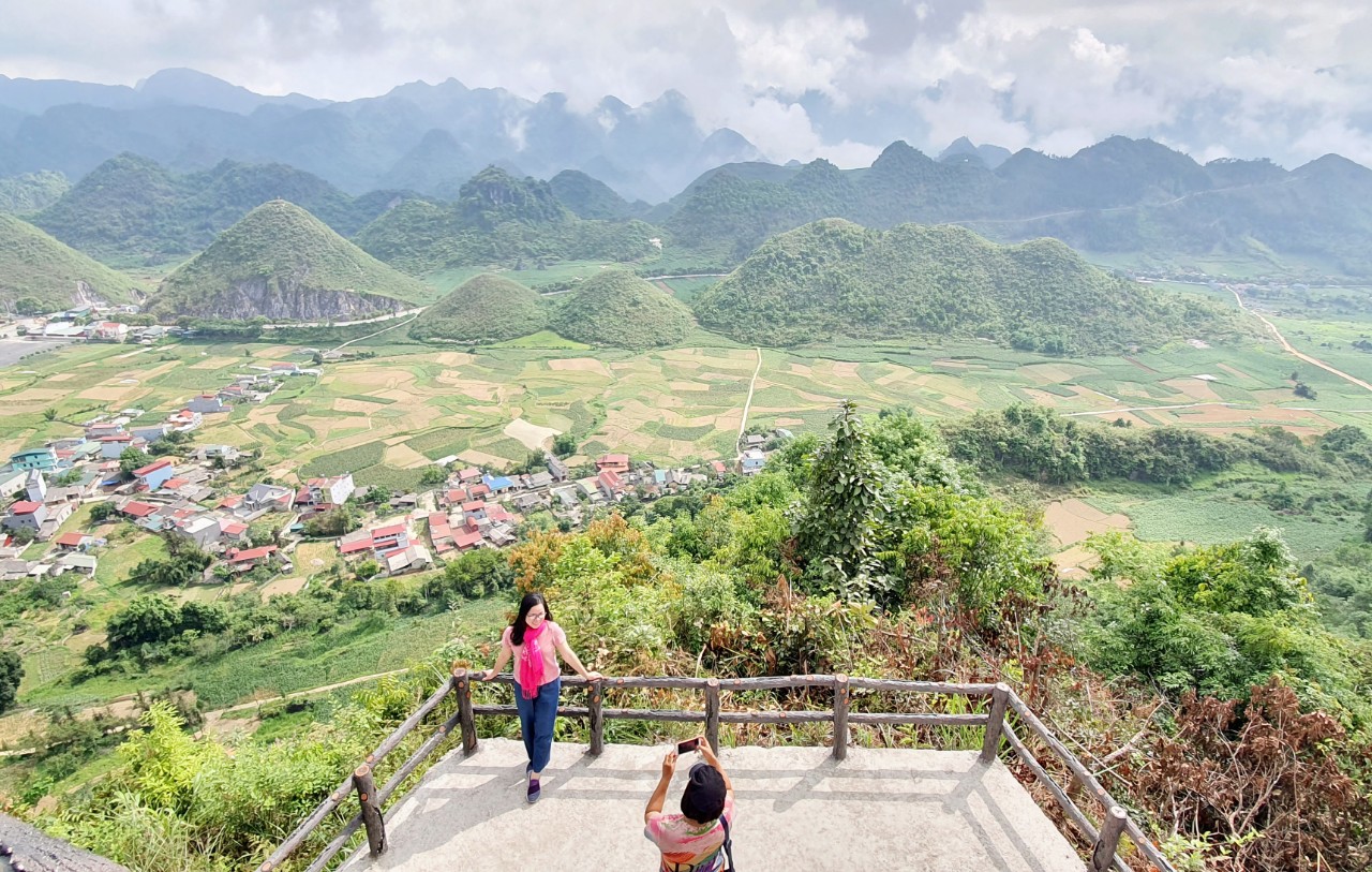 Th&uacute;c đẩy du lịch H&agrave; Giang, Tuy&ecirc;n Quang bằng sản phẩm li&ecirc;n kết mới - Ảnh 4.