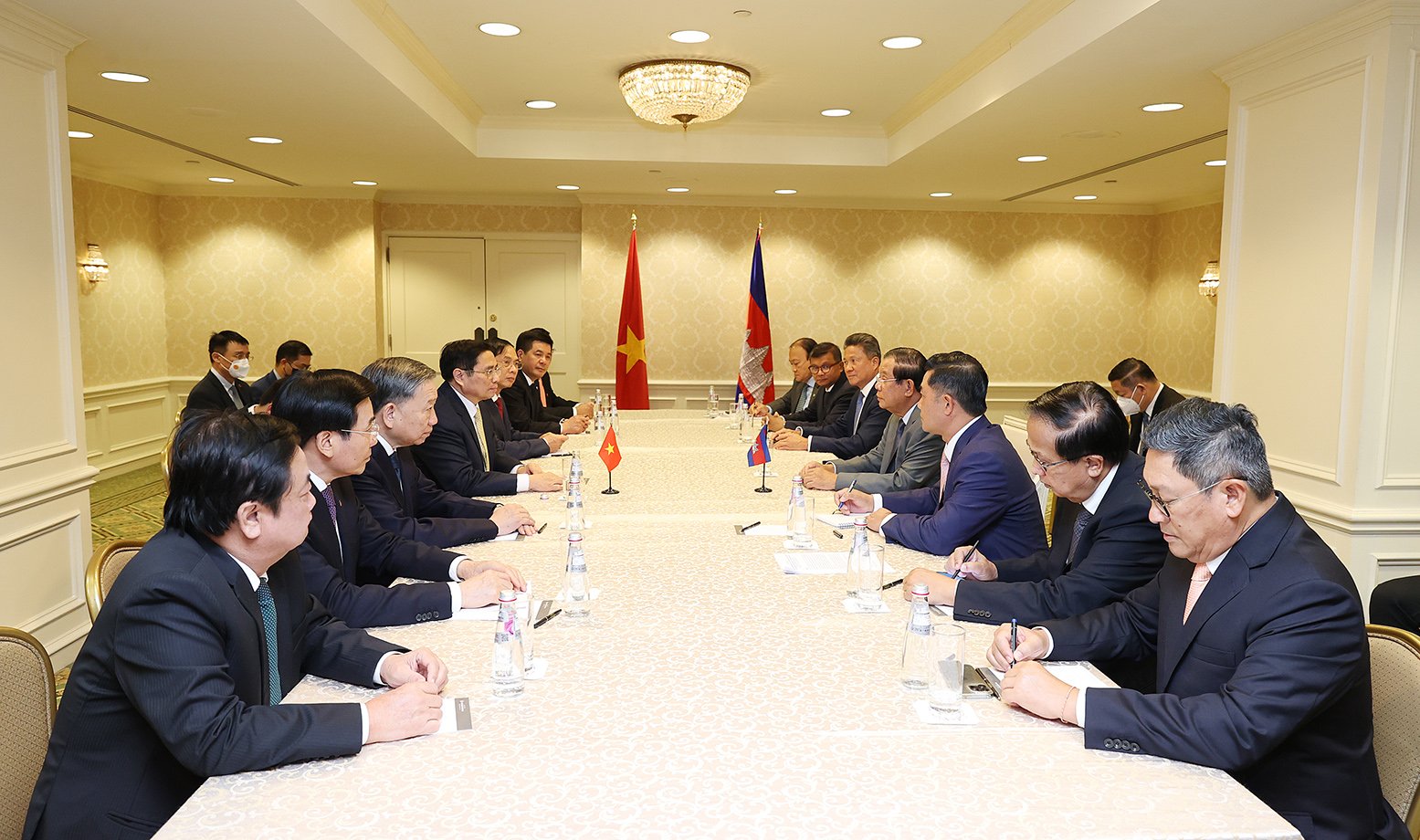 Thủ tướng Hun Sen mời Thủ tướng Phạm Minh Ch&iacute;nh thăm ch&iacute;nh thức Campuchia - Ảnh 2.