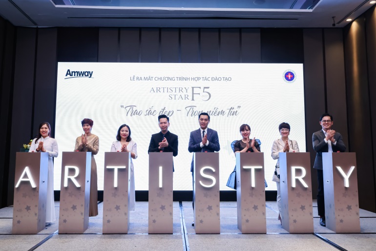 Amway Việt Nam xây dựng thế hệ chuyên viên có chuyên môn cao