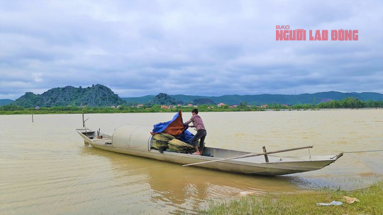 Thi thể nam sinh lớp 10 ở Quảng Bình đã được bàn giao cho gia đình