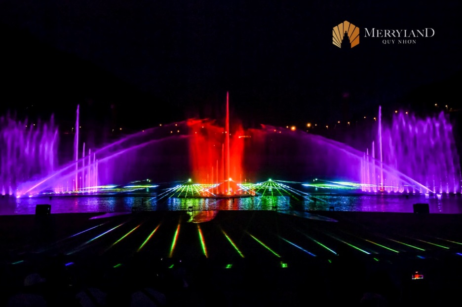 MerryLand Quy Nhơn: Khởi đầu cho du lịch đêm ở Bình Định - Ảnh 1.