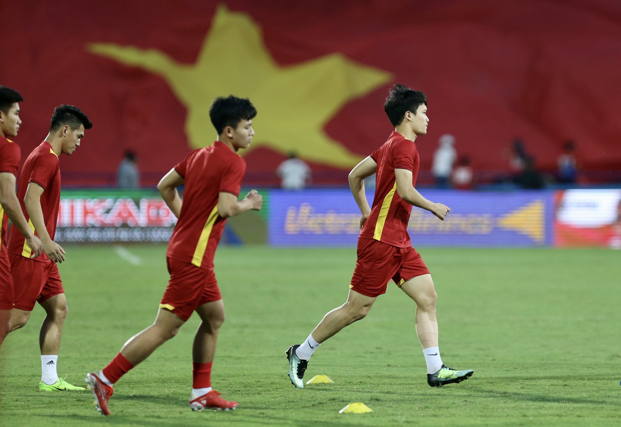 Bình luận bóng đá SEA Games 31: Quyết thắng U23 Timor Leste, chủ nhà giành vé - Ảnh 3.