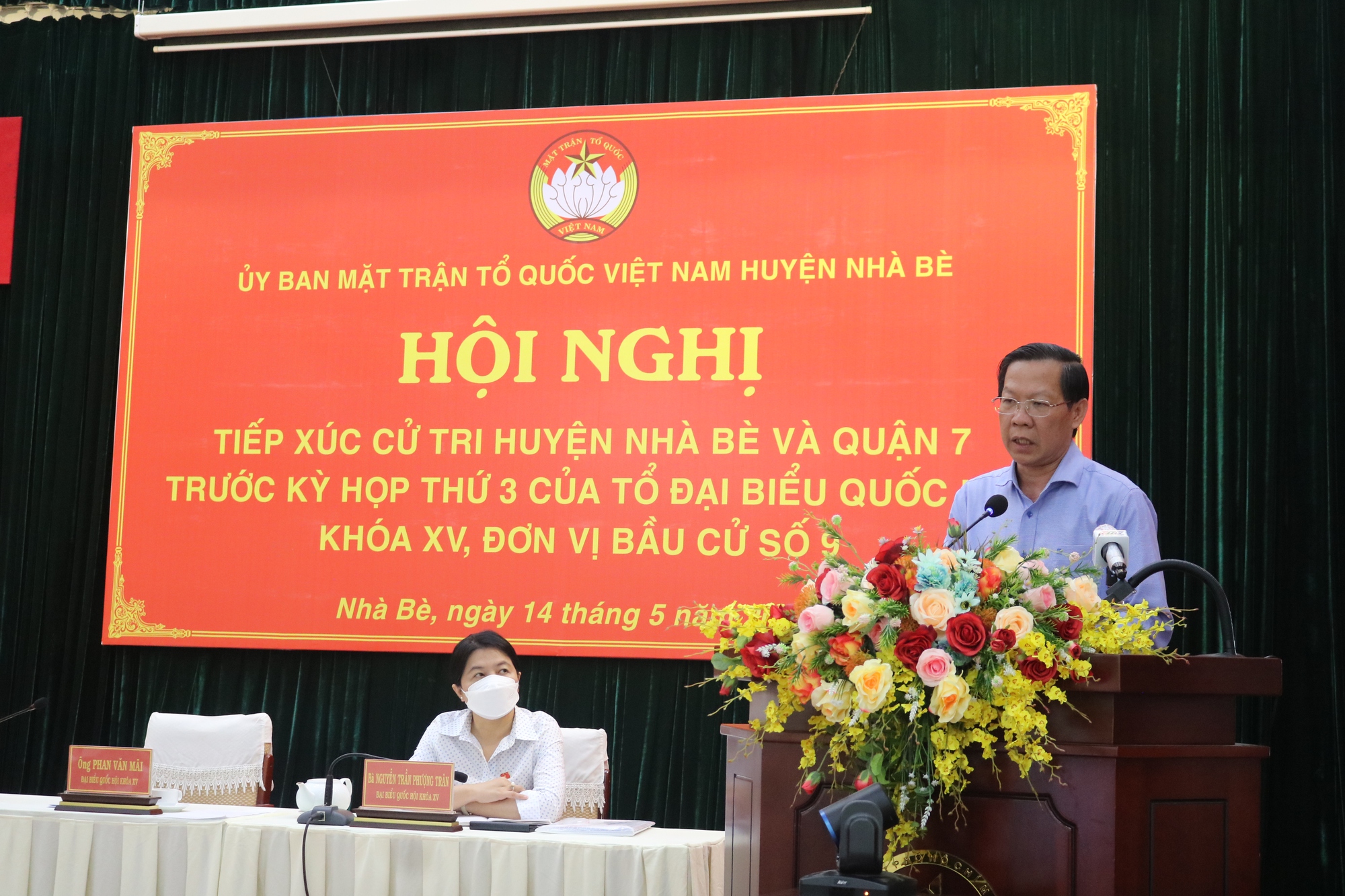 Gi&aacute;m đốc Sở T&agrave;i nguy&ecirc;n - M&ocirc;i trường TP HCM n&oacute;i về việc cấp sổ hồng cho căn hộ chung cư - Ảnh 1.