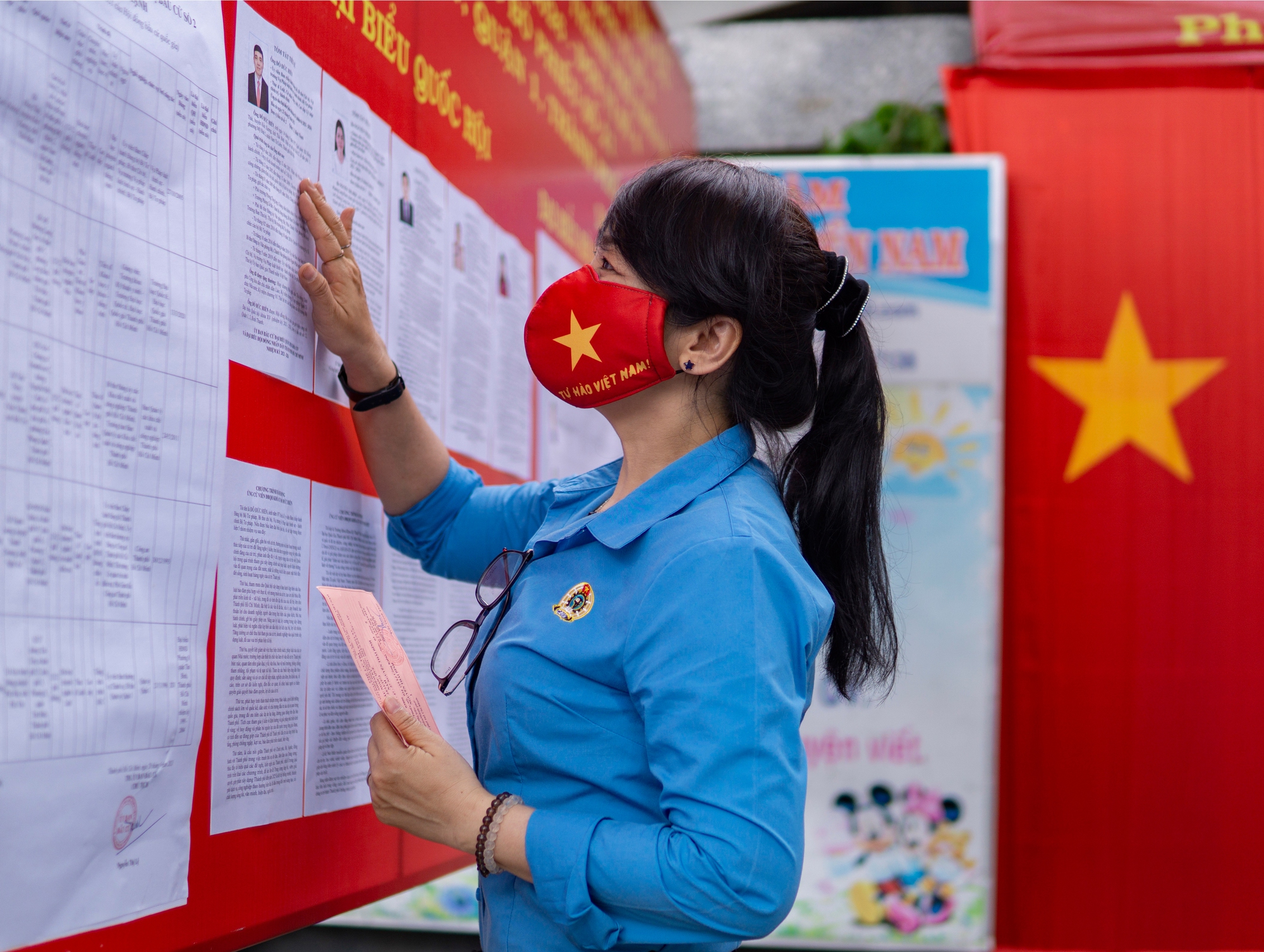 Thắm m&agrave;u cờ Tổ quốc - Ảnh 2.