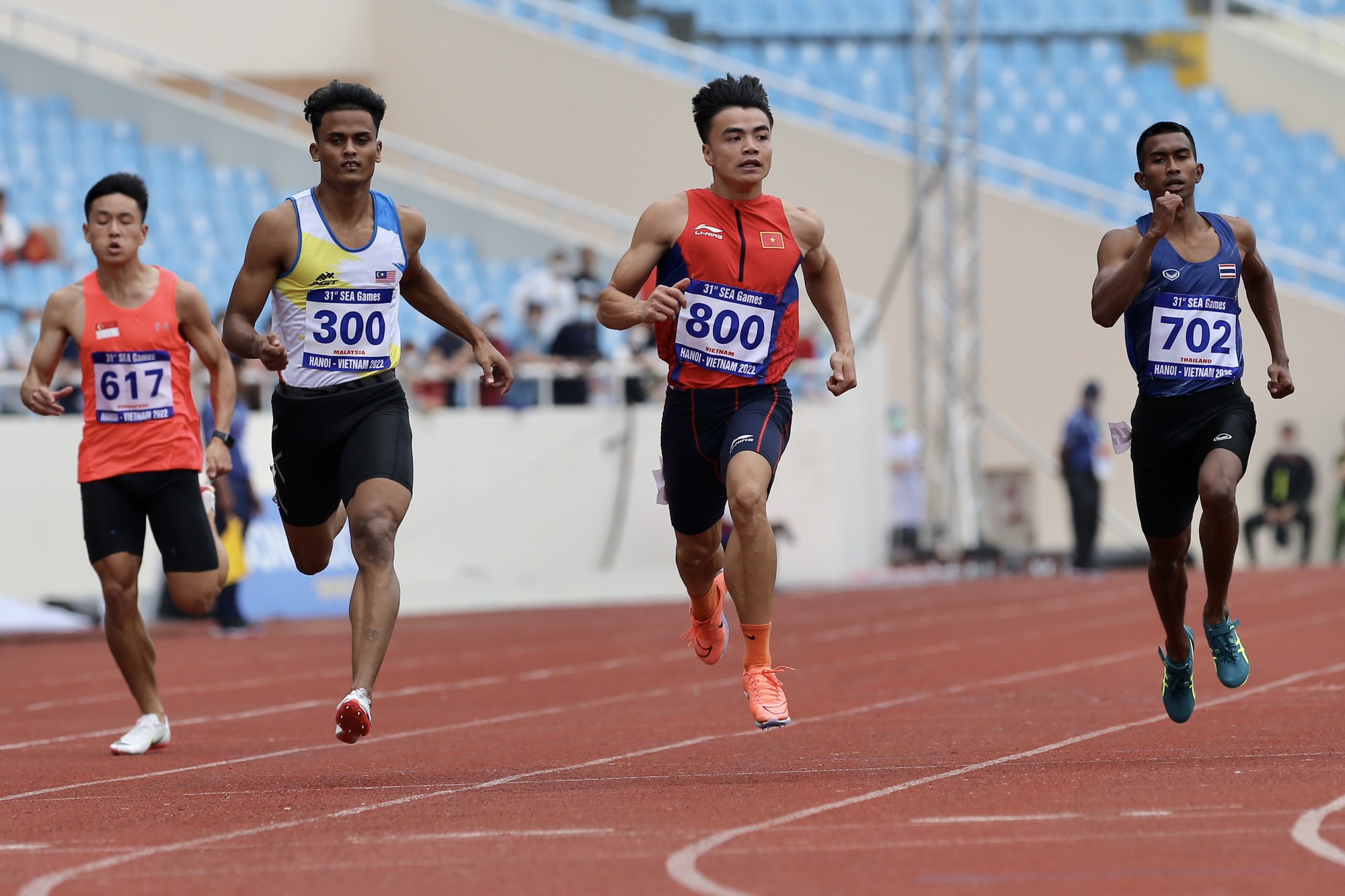 Nhật k&yacute; SEA Games 31 ng&agrave;y 14-5: Tấm HCV cực qu&yacute; của bơi Việt Nam - Ảnh 38.
