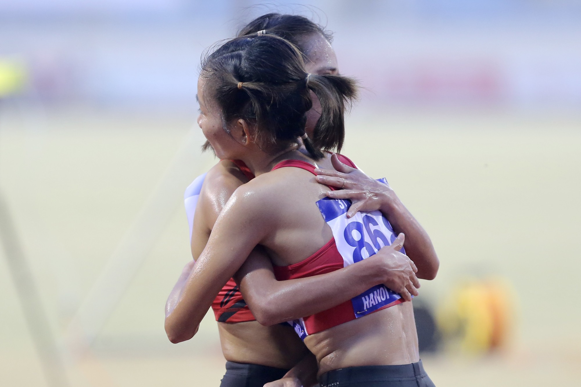 Nhật k&yacute; SEA Games 31 ng&agrave;y 14-5: Tấm HCV cực qu&yacute; của bơi Việt Nam - Ảnh 8.