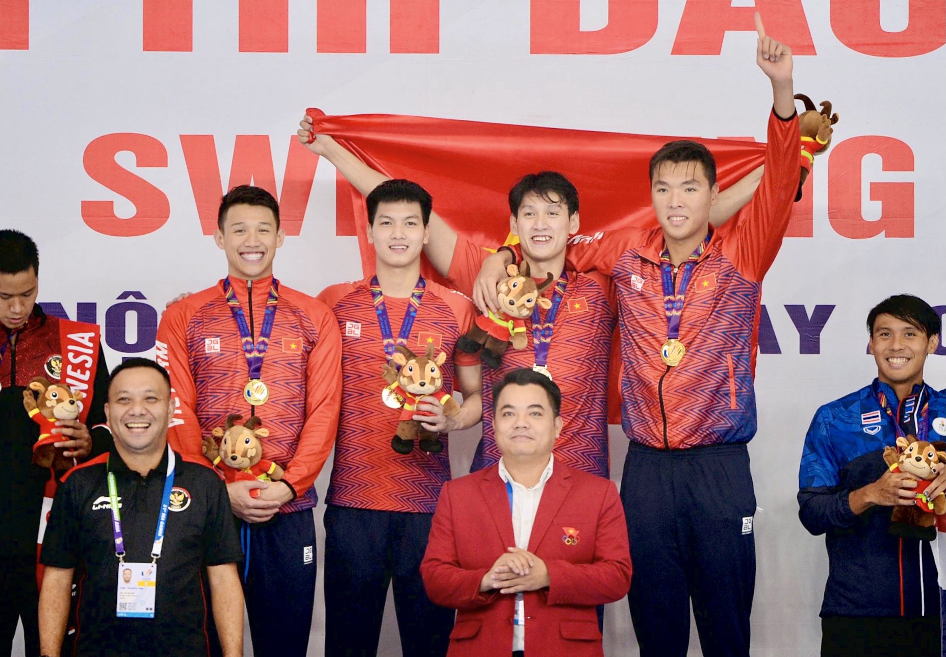Nhật ký SEA Games 31 ngày 14-5: Tấm HCV cực quý của bơi Việt Nam