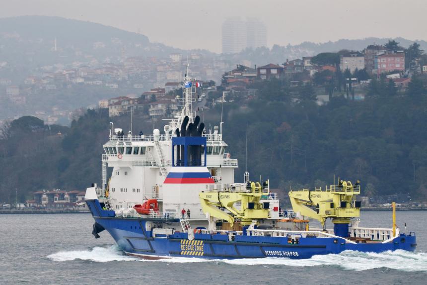2022-05-12T211247Z_1342668158_RC29UR9ADWQP_RTRMADP_3_UKRAINE-CRISIS-RUSSIA-SHIP