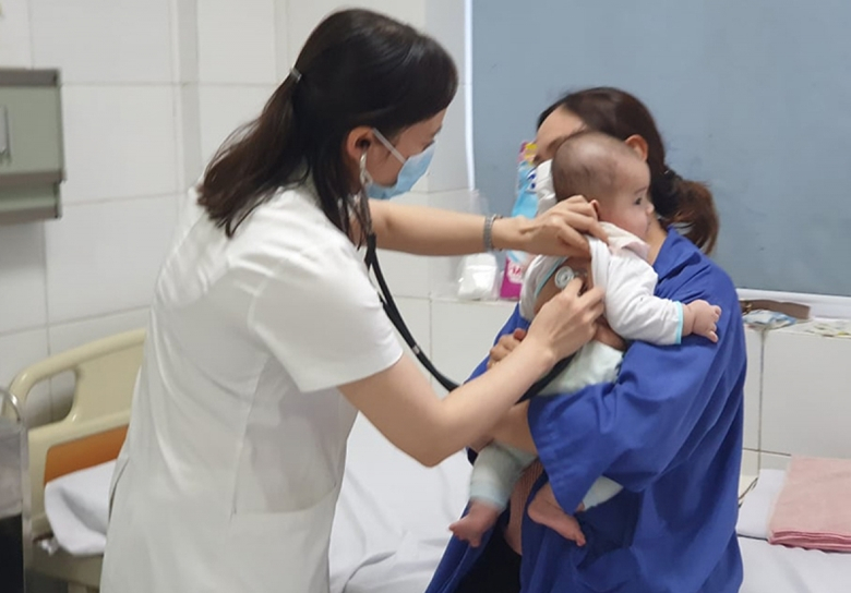 Bác sĩ nói gì về bệnh viêm gan cấp tính với virus SARS-CoV-2?
