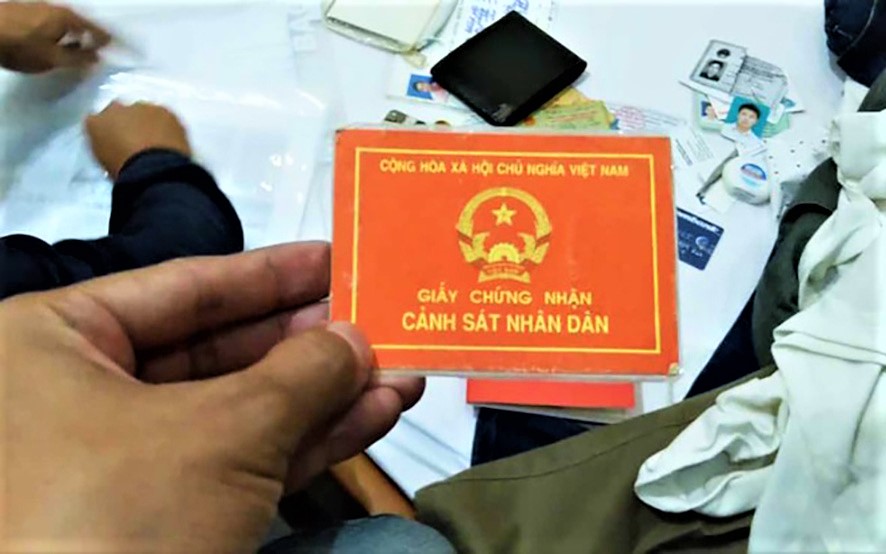 Giả danh "cán bộ ở Bộ Công an" chiếm đoạt hơn 40 tỉ đồng