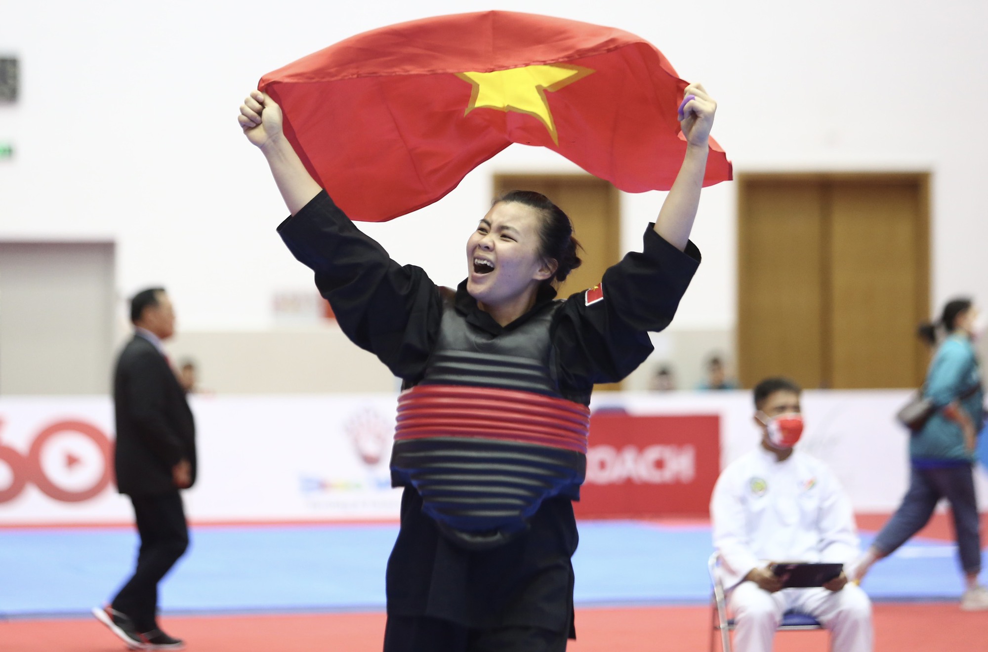 Nhật ký SEA Games 31 ngày 16-5: Trần Hưng Nguyên lại bùng nổ - Ảnh 47.