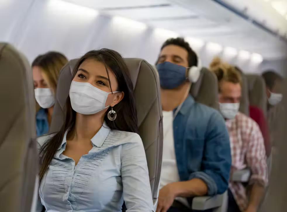 Châu Âu bỏ quy định mang khẩu trang trên máy bay, trong sân bay