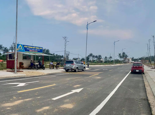 "QUAY CUỒNG" VỚI ĐẤT VEN BIỂN, MIỀN NÚI (*): Lấp ló những hệ lụy