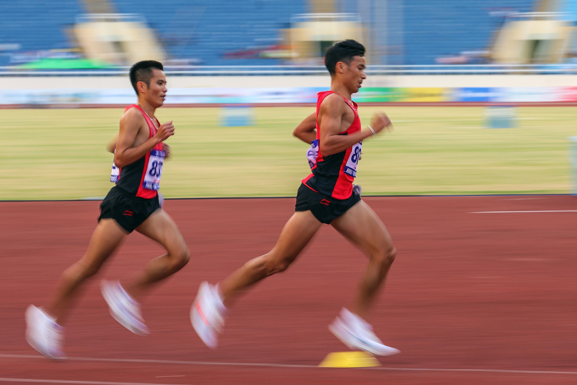 Tấm HCB qu&yacute; hơn v&agrave;ng của VĐV đi v&agrave;o lịch sử Timor Leste tại SEA Games 31 - Ảnh 1.