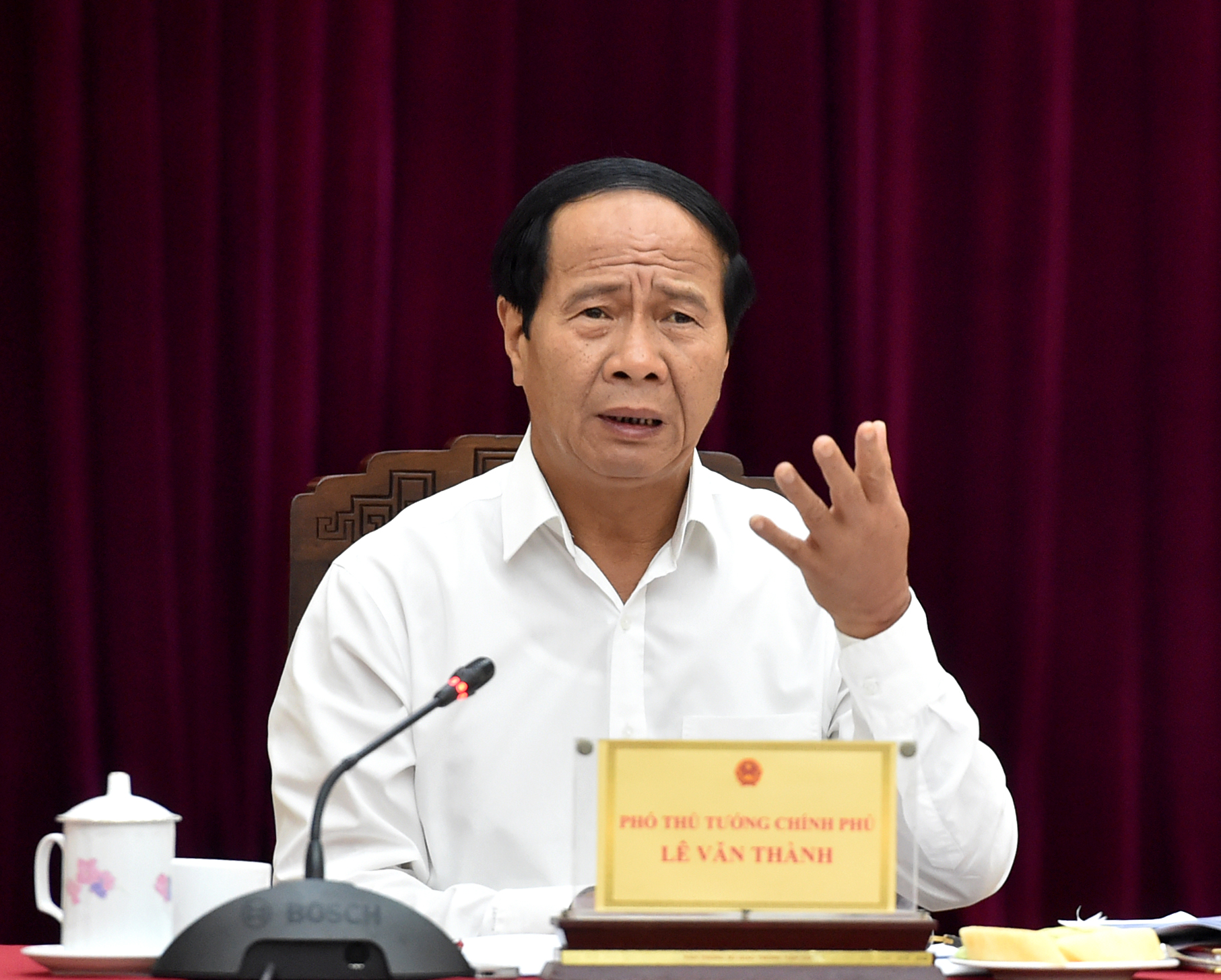 Ph&oacute; Thủ tướng: Sau 31-7, chưa c&oacute; thu ph&iacute; kh&ocirc;ng dừng ETC phải xả trạm BOT - Ảnh 3.