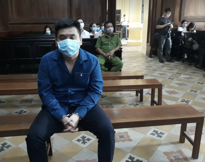 Diễn biến mới vụ t&ocirc;ng chết t&agrave;i xế Grab chở nữ tiếp vi&ecirc;n h&agrave;ng kh&ocirc;ng - Ảnh 1.