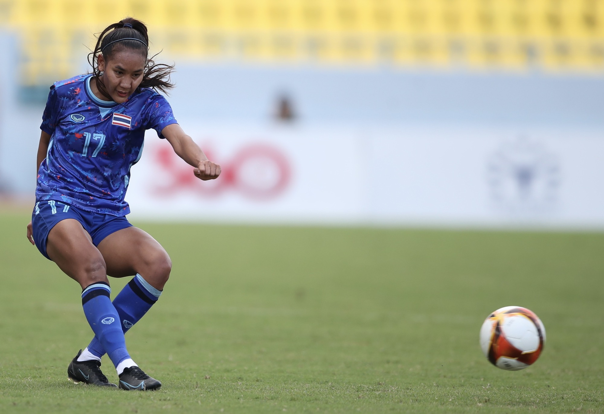 Thắng dễ Philippines, tuyển nữ Th&aacute;i Lan hẹn đấu chủ nh&agrave; Việt Nam ở chung kết SEA Games 31 - Ảnh 7.