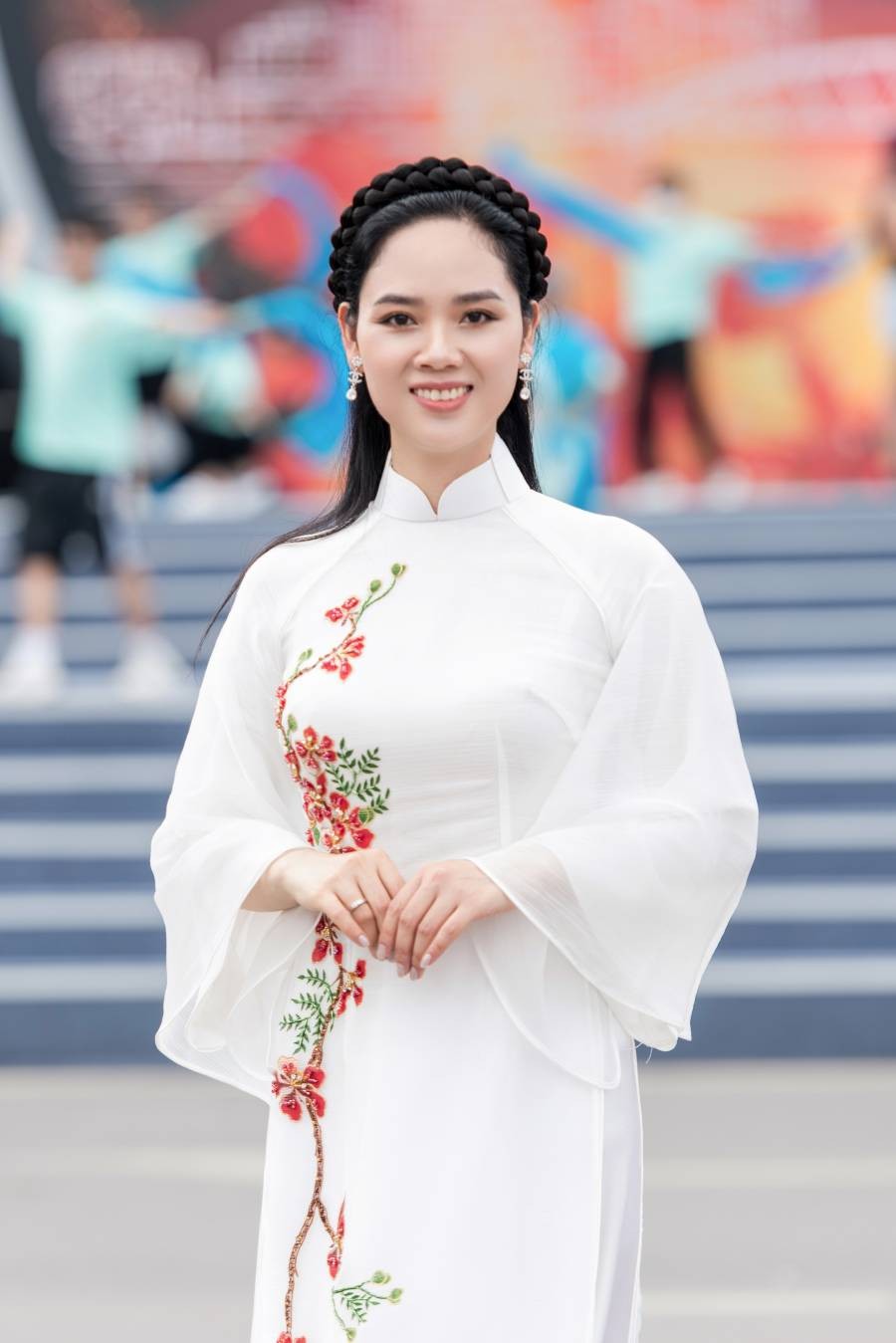 Mai Phương - Hoa hậu k&iacute;n tiếng bất ngờ t&aacute;i xuất - Ảnh 2.