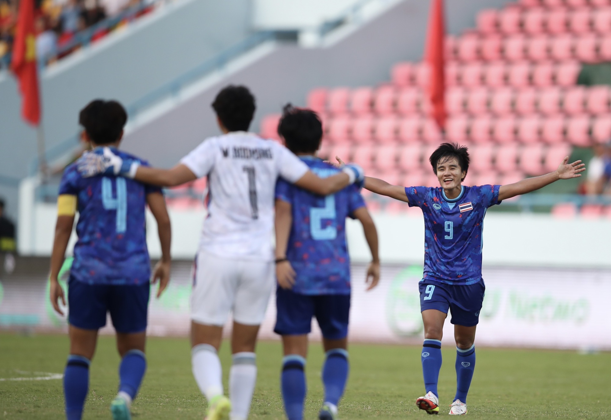 Thắng dễ Philippines, tuyển nữ Th&aacute;i Lan hẹn đấu chủ nh&agrave; Việt Nam ở chung kết SEA Games 31 - Ảnh 11.