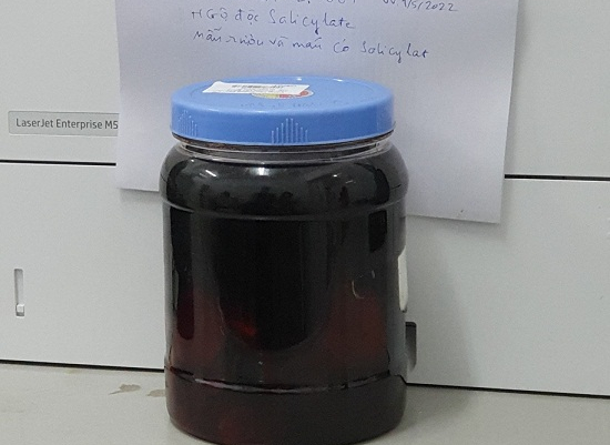 Hôn mê, tổn thương não do uống rượu ngâm rễ cây rừng