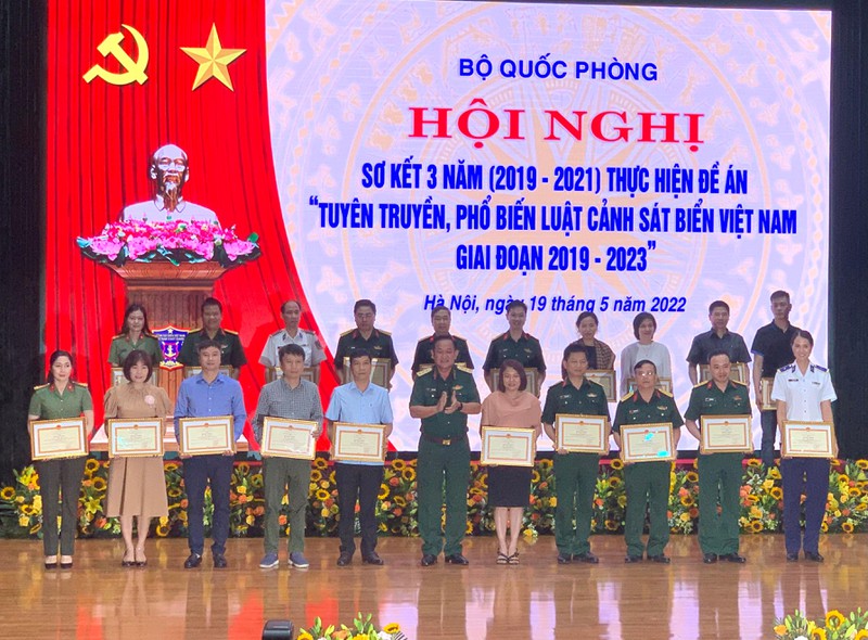 Luật Cảnh s&aacute;t biển Việt Nam đi v&agrave;o cuộc sống, g&oacute;p phần bảo vệ chủ quyền biển đảo - Ảnh 5.