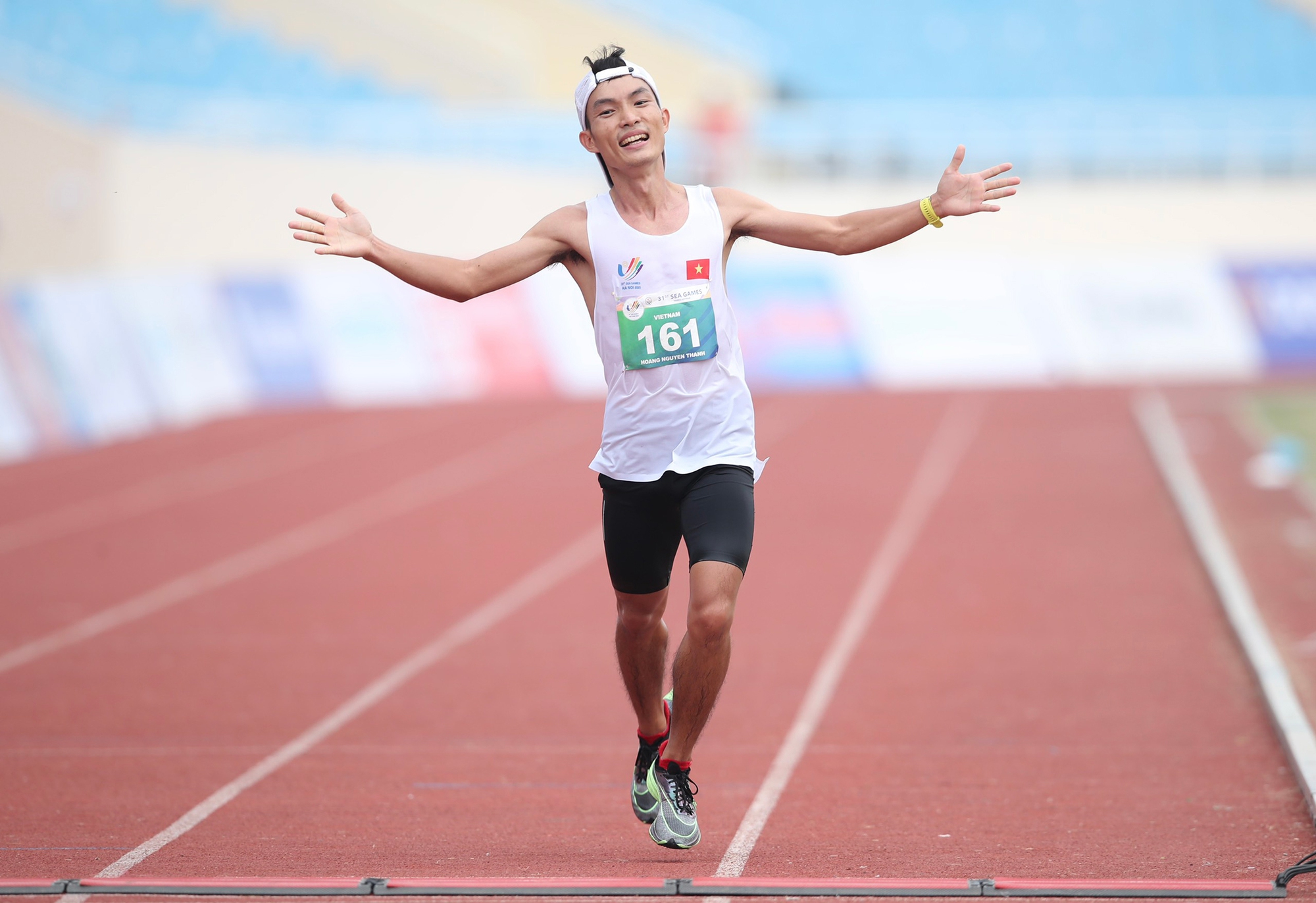 Hoàng Nguyên Thanh và tấm HCV marathon lịch sử